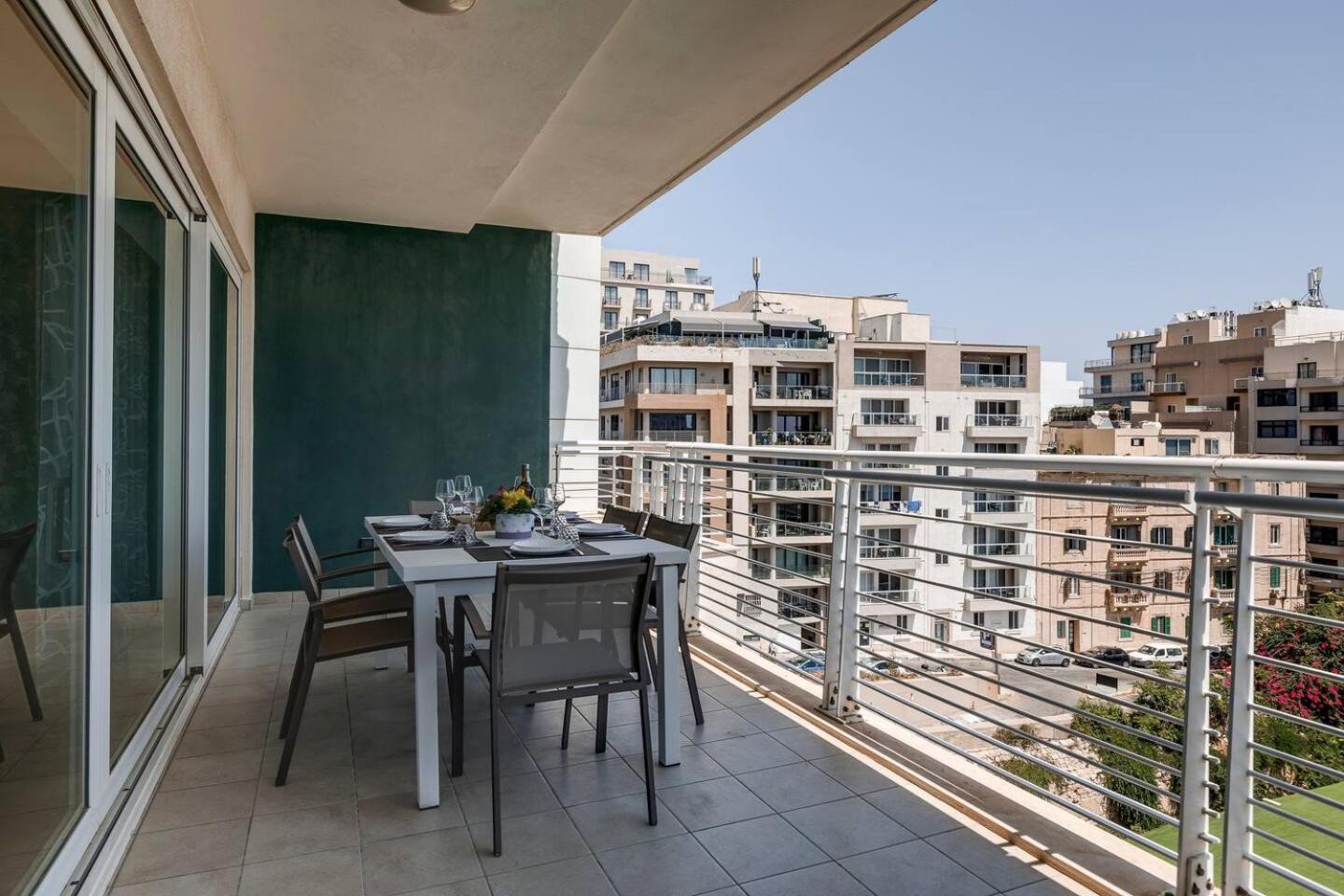 Fort Cambridge Apartments By Homely Sliema Kültér fotó