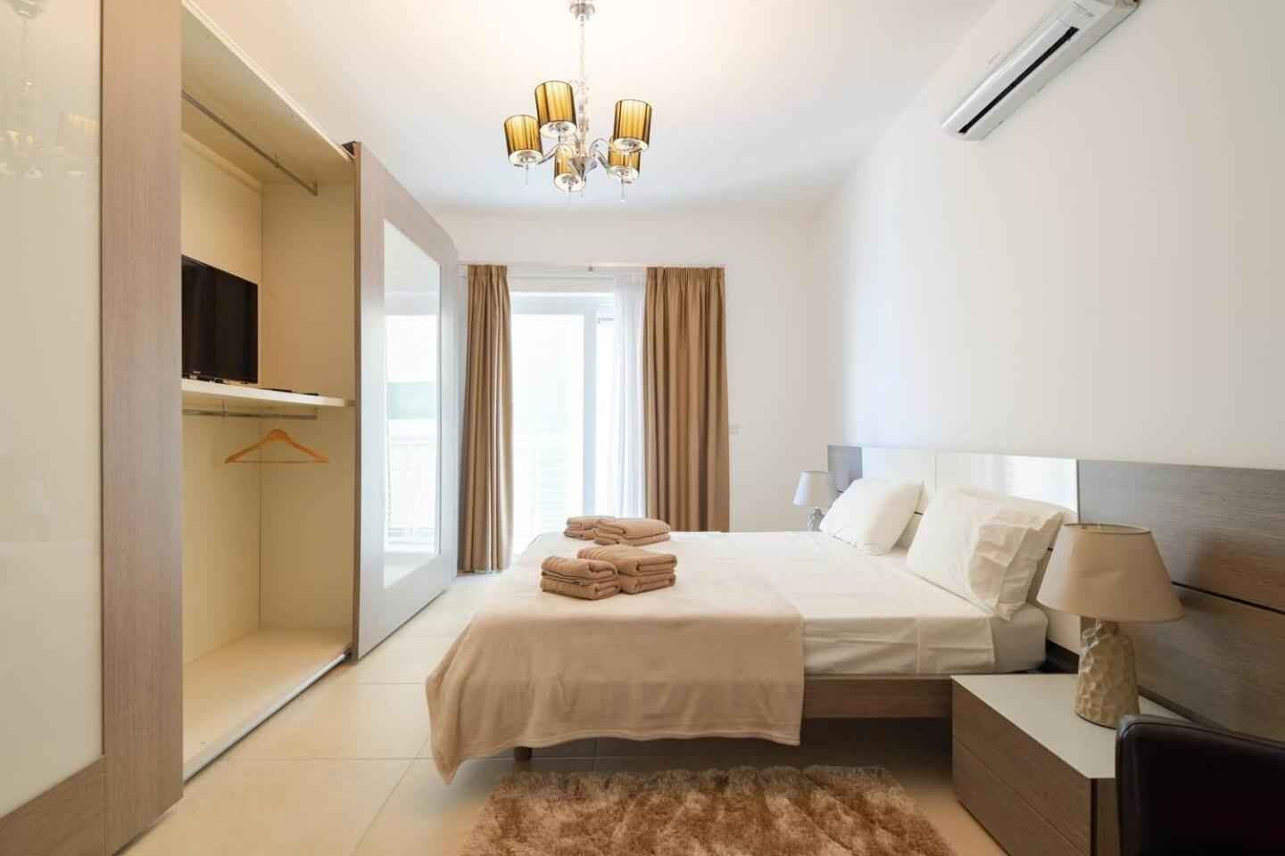 Fort Cambridge Apartments By Homely Sliema Kültér fotó